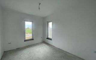 Duplex 5 camere - pozitie excelenta - Mosnita Noua - Poză 5