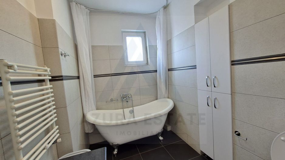 Apartament modern 3 camere curte individuala pe Bulevardul Victoriei - Poză 14