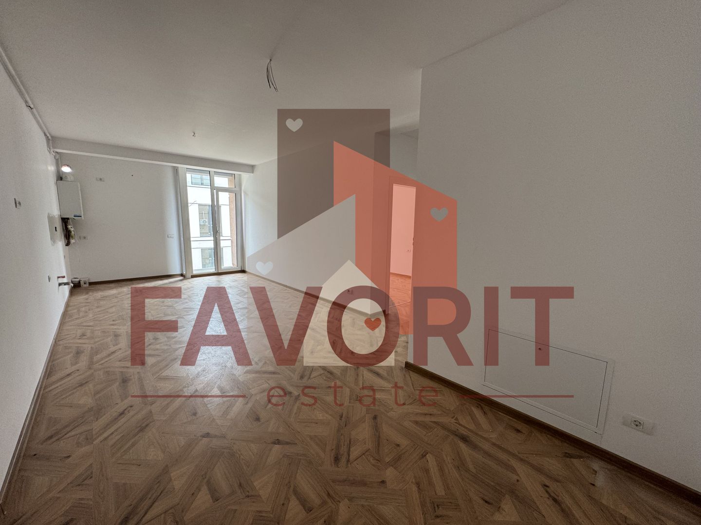 Etaj intermediar. Loc de parcare. Disponibil imediat - Poză 1