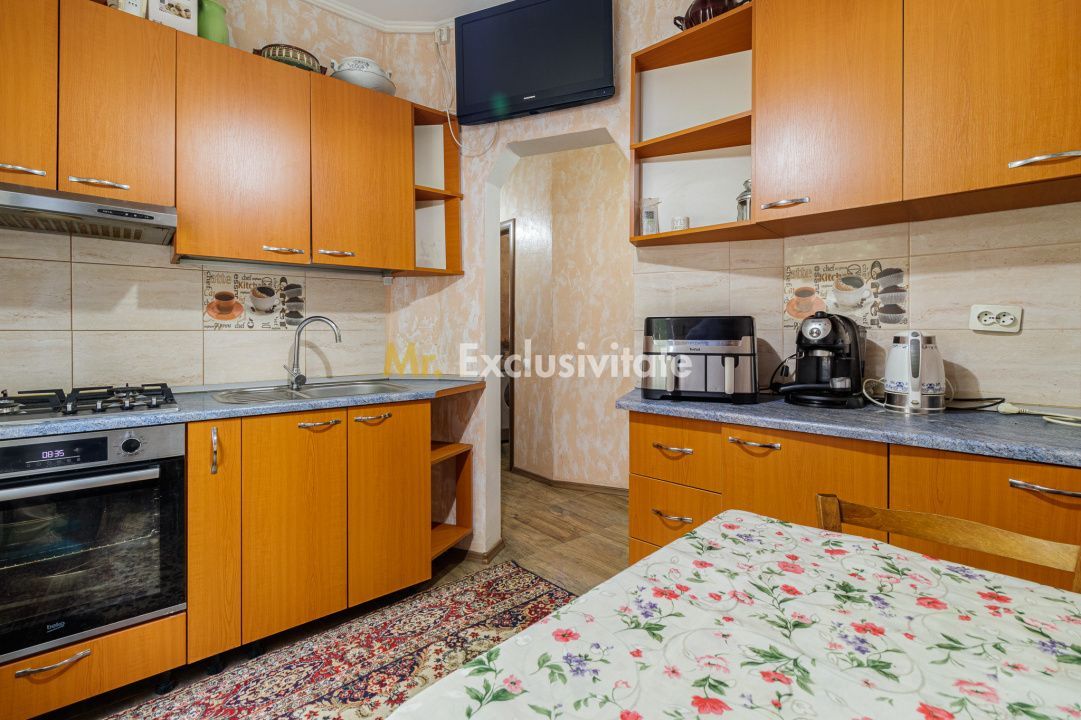 3 camere parter inalt 11 Iunie - Poză 1