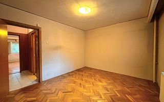 VANZARE 3 camere Mall Vitan | 77 mp | Parter | Centrala proprie | - Poză 1