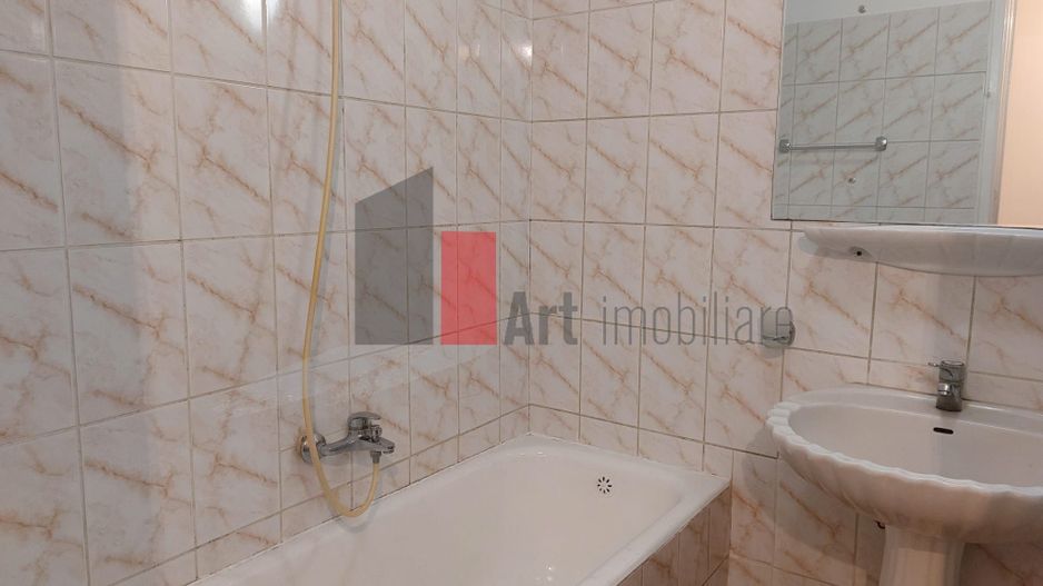 Apartamentul "REHEGUA" , P-ta Rosetti, bloc stradal, renovat complet - Poză 17