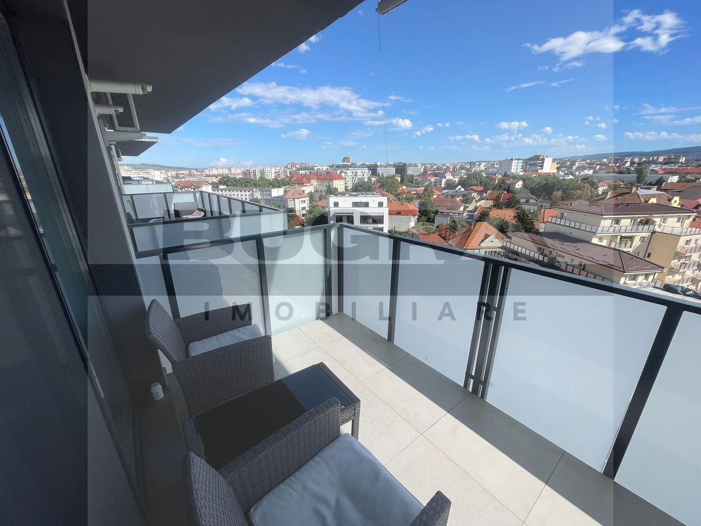 Apartament de 3 camere, modern, 80mp, parcare, zona Centrala - Poză 16