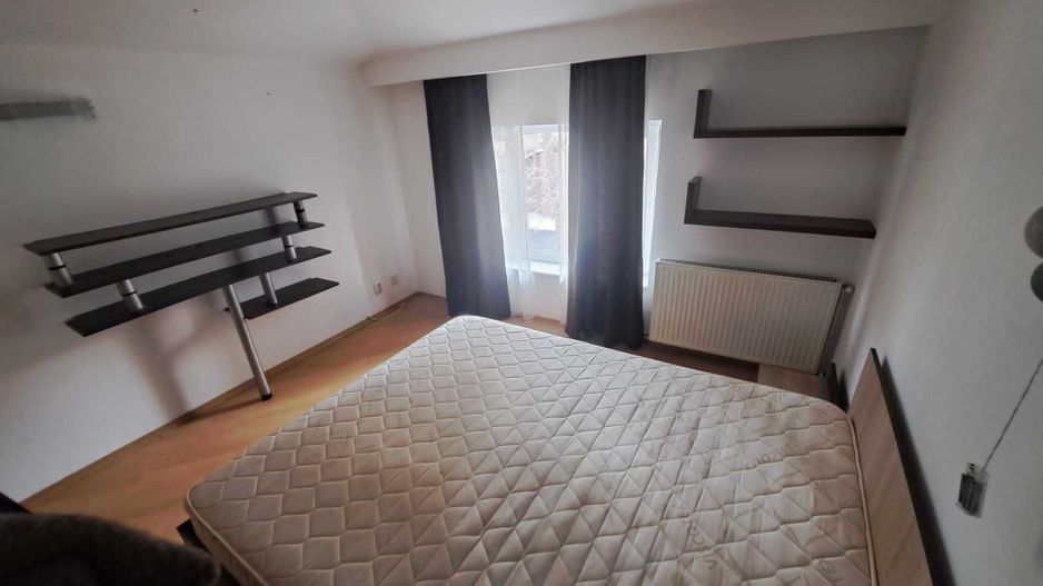 Vila, 2005,  3 camere, 2 bai in Piata Muncii - Poză 5