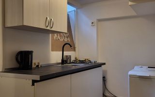 GARSONIERA  DE INCHIRIAT | DEMISOL |  CURTE INTERIOARA | CALEA 13 SEPTEMBRIE - Poză 2