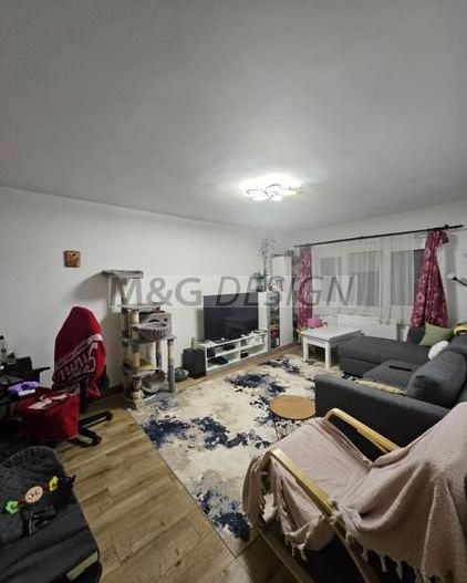 Vand apartament 3 cam, zona Lipovei - Poză 1