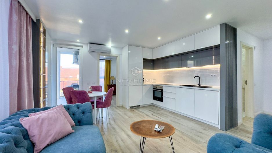 Apartament cu 3 camere de vânzare în zona Centrală - Poză 3