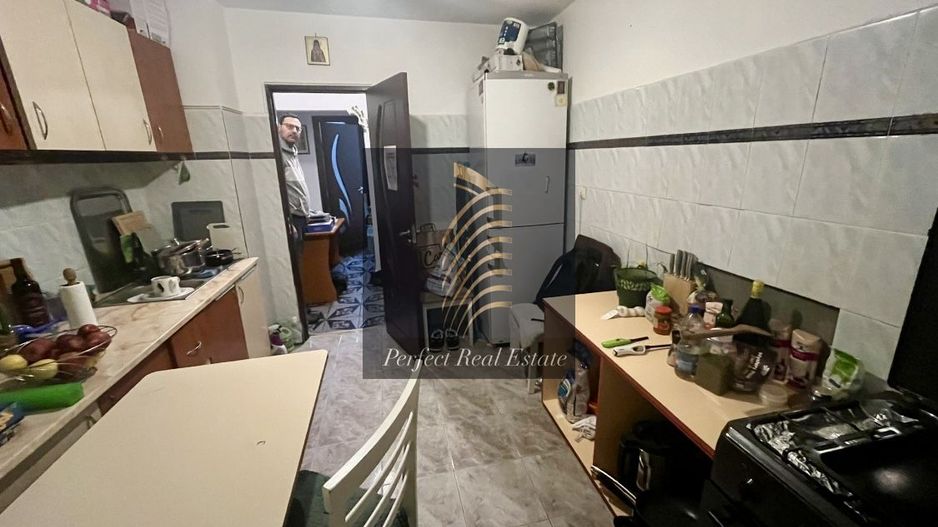 Apartament 3 camere decomandat zona Inel 2 - Poză 1