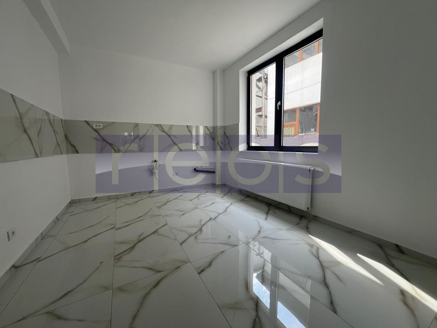 INCHIRIERE VILA P+2+M | NEMOBILATA | ZONA MIHAI BRAVU - Poză 10