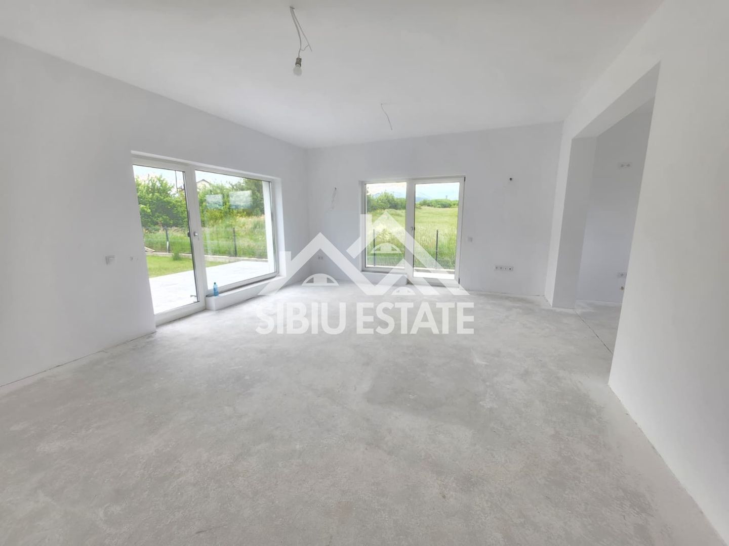 Casa individuala 5 camere, 3 bai, Cristian, Sibiu - Poză 13