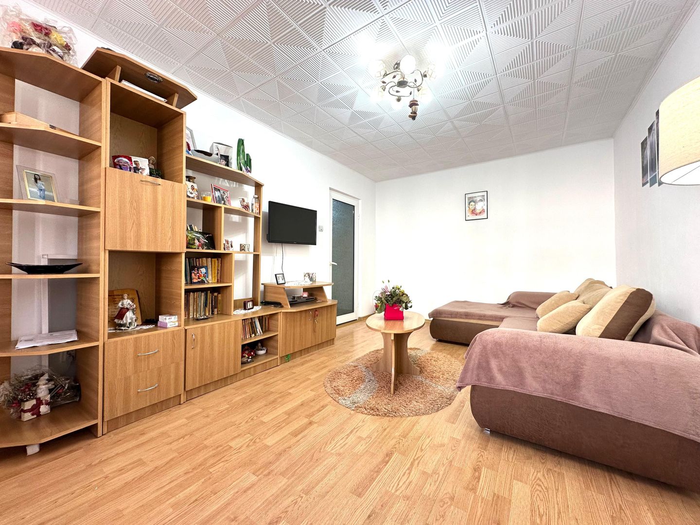 Apartament 3 camere, etaj intermediar - Schiță 2