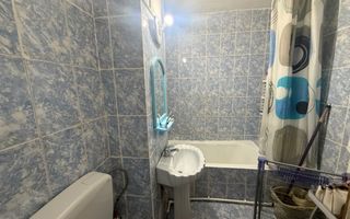 Apartament 2 camere Decomandat 1 Mai zona Pelendava et 1/4 - Poză 5