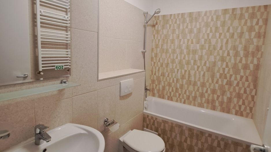 Apartament 3 camere , bloc 2021, etaj intermediar, zona Lipovei - Poză 5