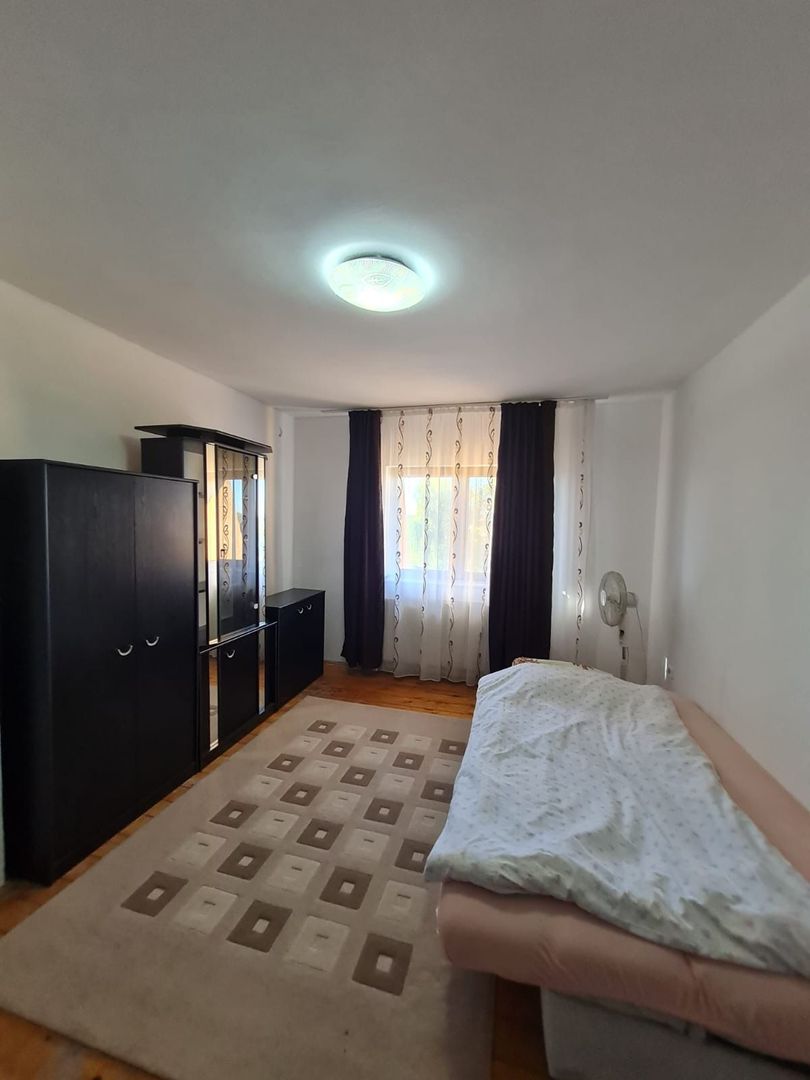 Apartament 5 camere la casa/pretabil birouri/cabinete/ - Poză 12