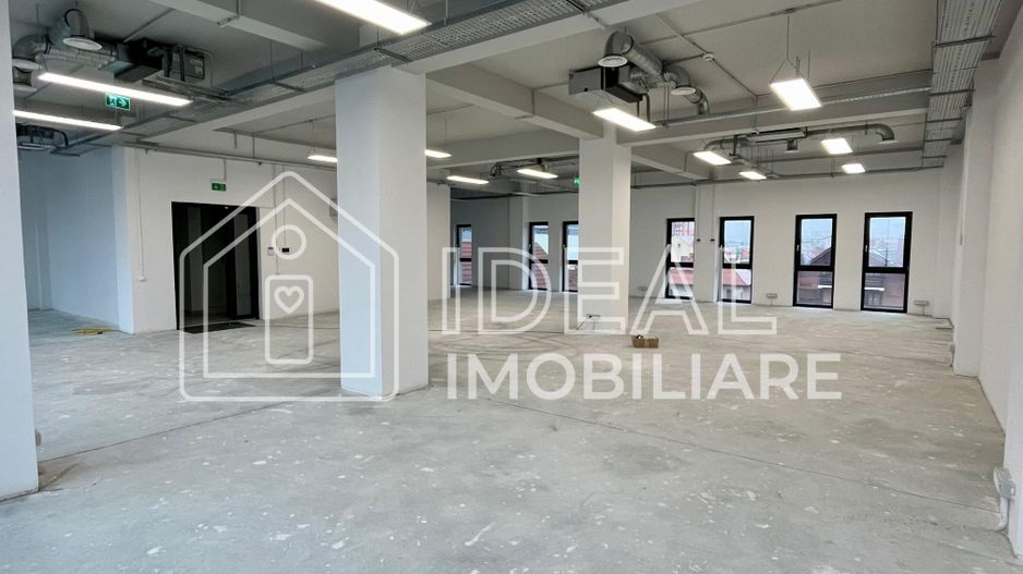 Spatiu comercial de inchiriat- 200 mpu, zona Podul Garii - Poză 3