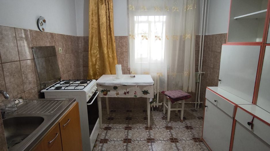 Apartament 2 camere decomandat etajul 2 in Iosia Oradea - Poză 3