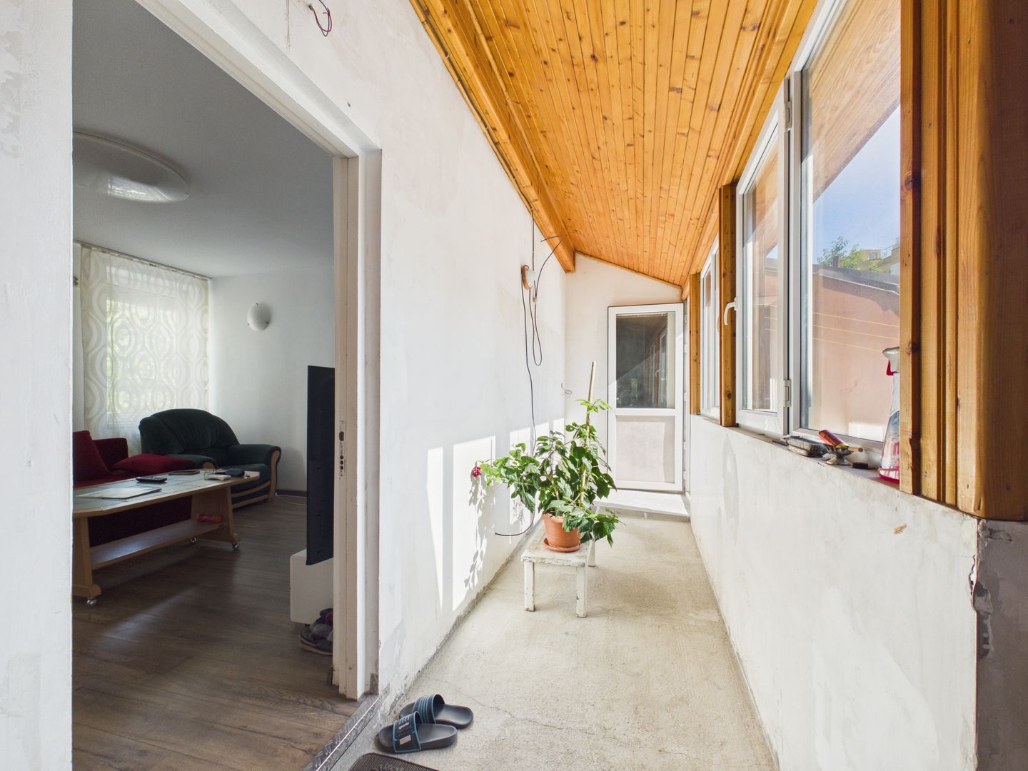 Casa cu 8 camere de vanzare | rezidential si comercial | Nerva Traian - Poză 15