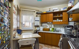 Apartament cu 3 camere în zona Lipovei - Poză 8