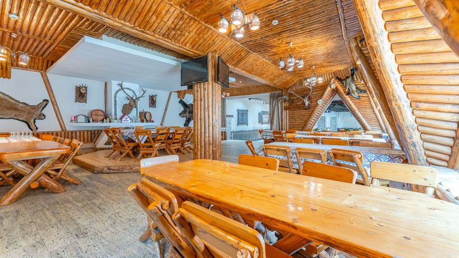 Pensiune Rosenau de vânzare - Afacere la cheie lângă Cetatea Râșnov - Poză 13