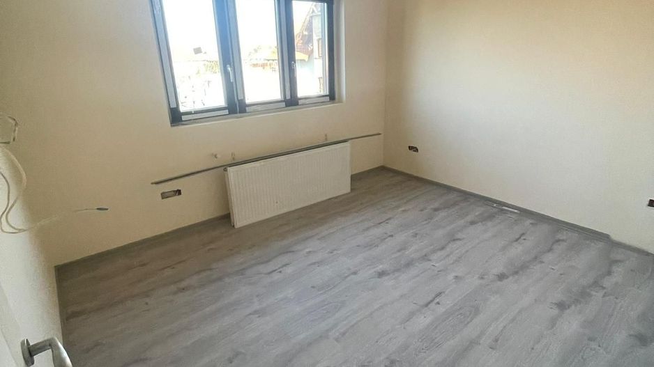 CALEA MEDVES, 4 CAMERE,DUPLEX - Poză 2