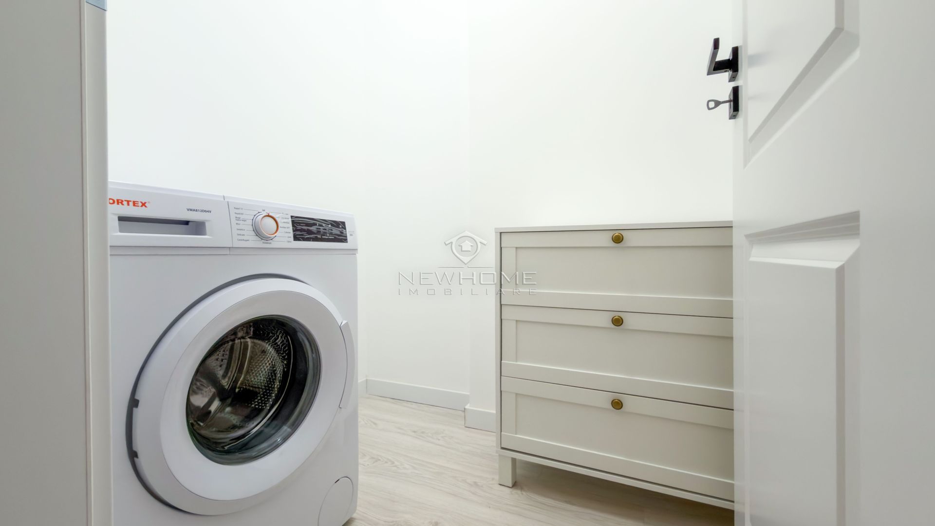 Apartament 2 camere, poarcare, Str Abatorului Floresti - Poză 8