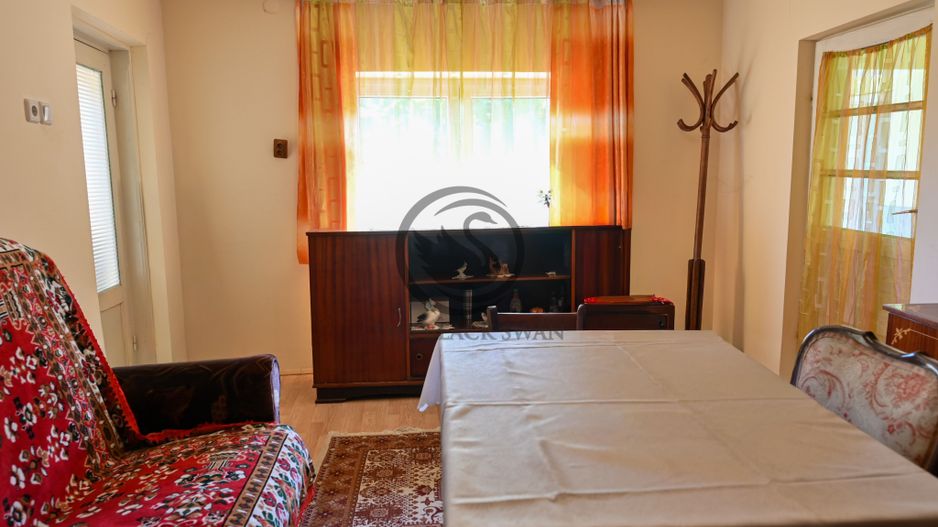 Casă din caramida de vanzare | Teren 1.117 mp | Puchenii Mari | - Poză 5