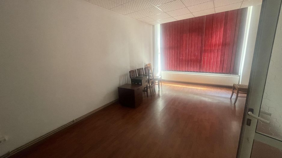 🚀 Spațiu Comercial Multifuncțional 158 mp la intrarea Aqua-Roman Parq - Poză 10