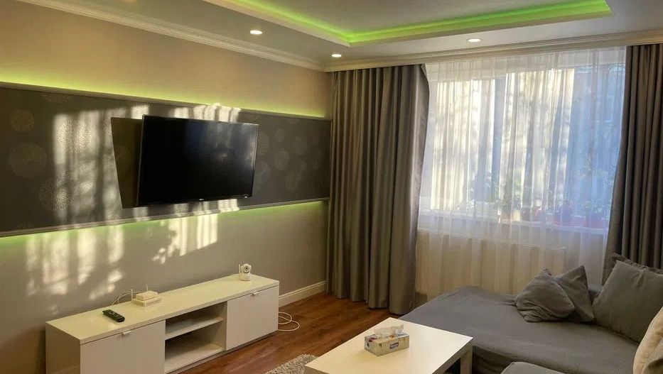 Apartament 3 camere decomandat – parcare inclusă, 7 min Metrou - Poză 1