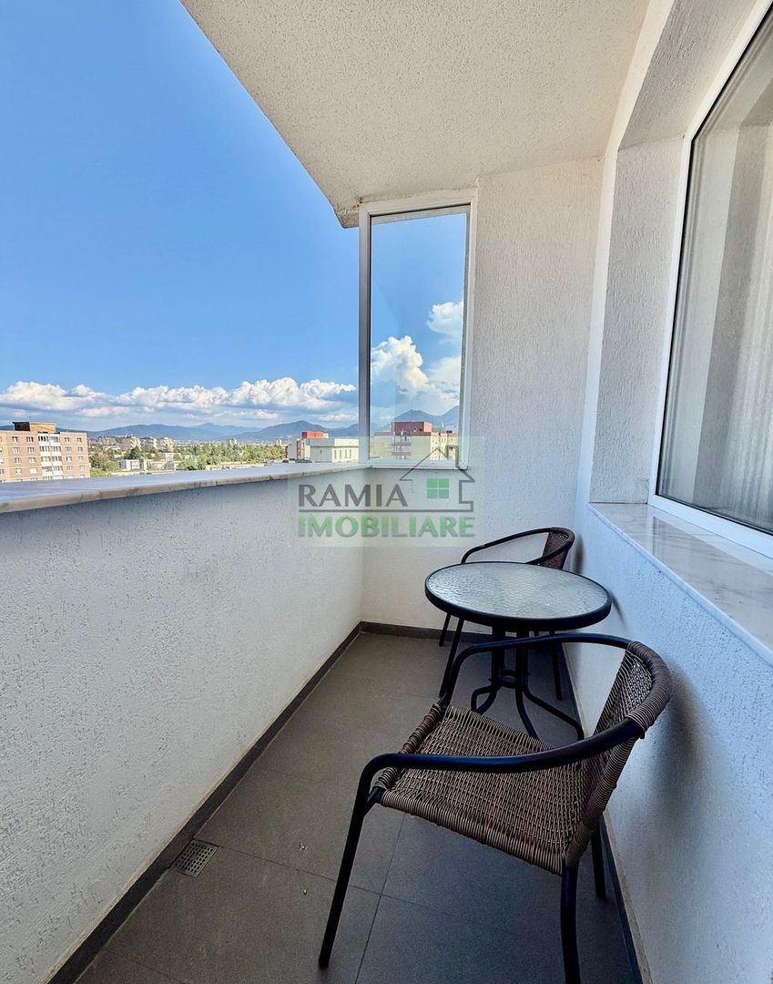 Apartament 2 camere complet renovat Bd. Vlahuță, panoramă spre Tâmpa - Poză 10