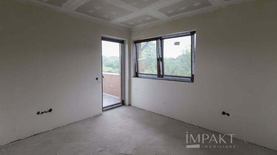 Case cuplate 5 camere si teren de 700 m2 in Feleacu - Poză 21