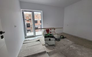 Apartament cu 2 camere in Giroc - Poză 4