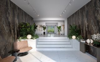 Vanzare apartamente cu 2 Camere  BRASOV  ZONA TRACTORUL - Poză 1