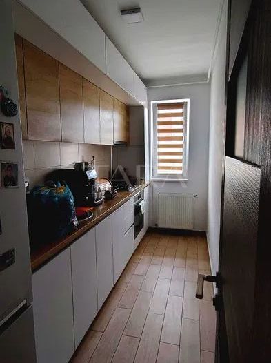 Vanzare apartament cu 2 camere-Zona Parc Poligon - Poză 1