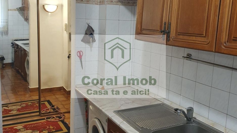 Vanzare un apartament de  2 camere in zona Obor, - Poză 4