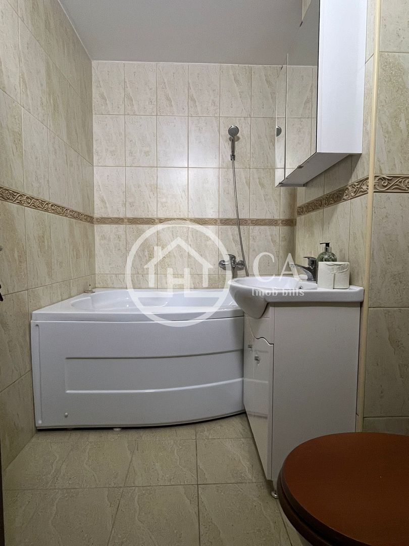 Apartament cu 3 camere de vânzare in zona Cantemir, Oradea - Poză 10