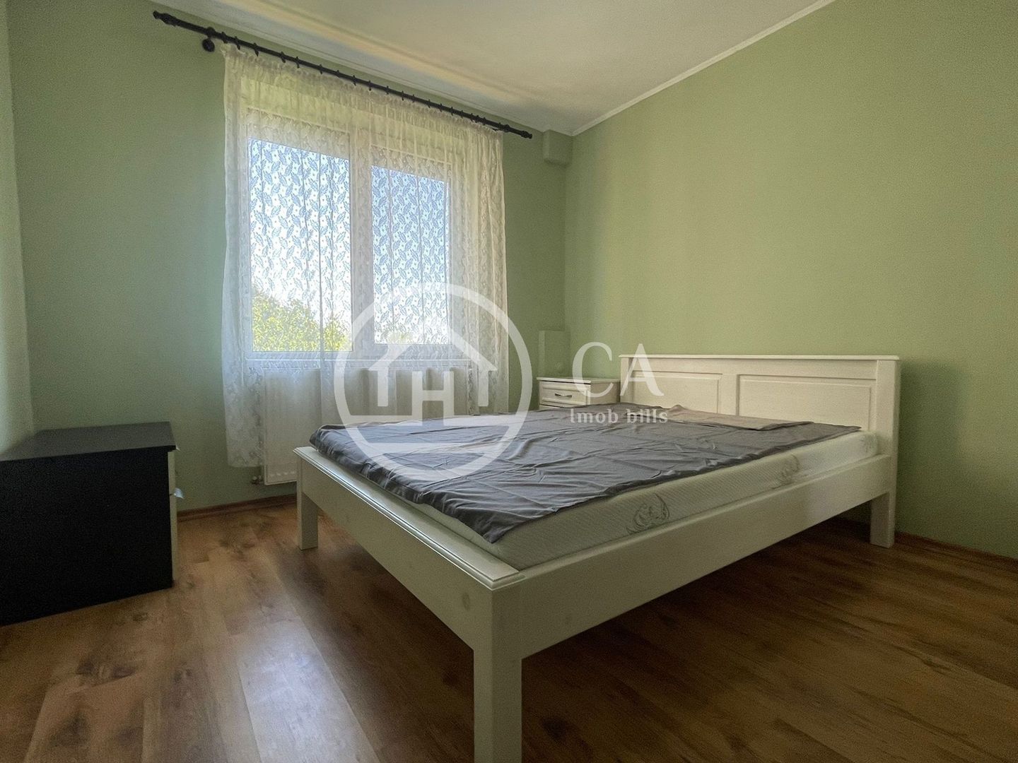 Apartament de inchiriat cu 3 camere in zona Rogerius, Oradea. - Poză 1