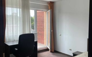 Apartament cu 5 camere UMF, de inchiriat, 7 Noiembrie - Poză 3