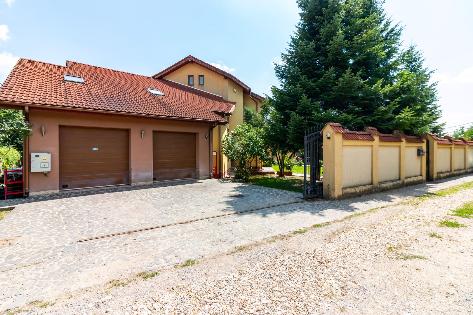 Casă de vânzare | PIPERA/ Teren 3300mp - Poză 2