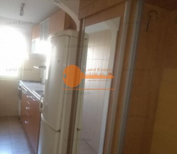 Apartament cu 2 camere in zona Frigocom - Poză 7