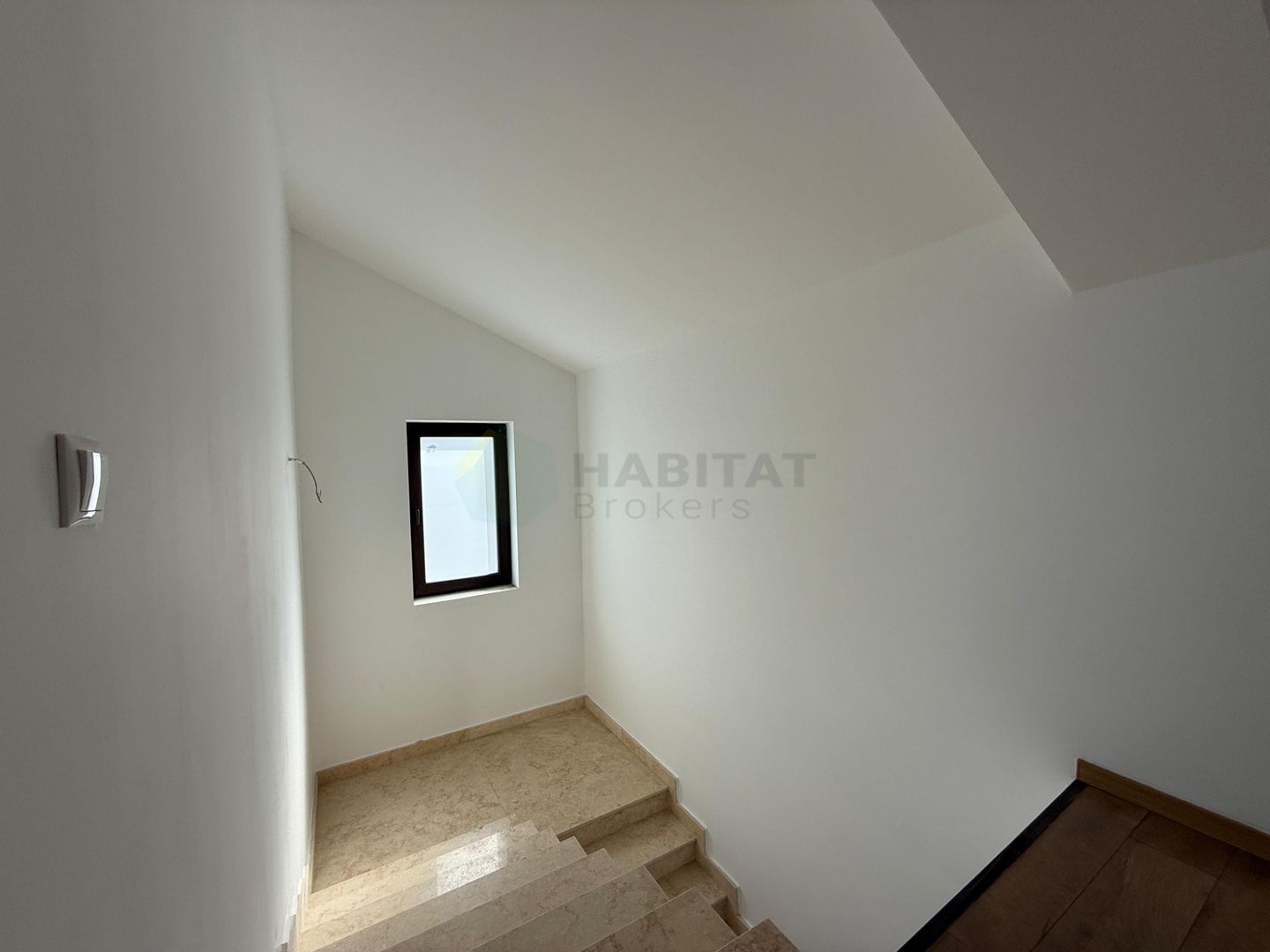 Casă modernă 2025 | Tunari – spațiu generos și localizare excelentă - Poză 17