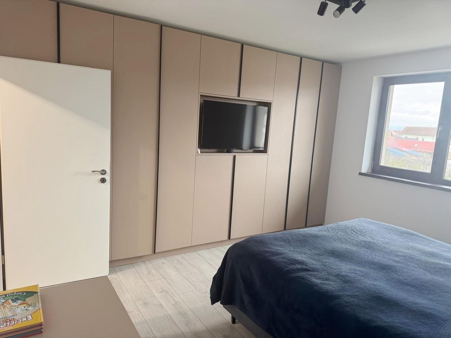 Apartament cu 3 camere in bloc nou - Poză 6