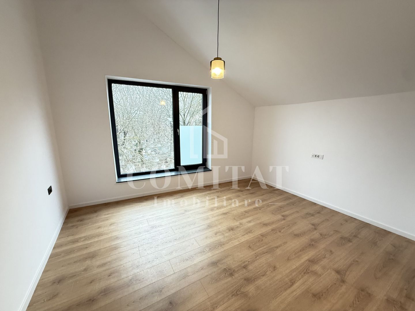 Inchiriere DUPLEX | 5 Camere | 3 Bai | 2 Parcari | Zona 7 Strazi Gruia - Poză 6