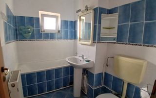 Apartament cu 3 camere in zona Aradului - Poză 8