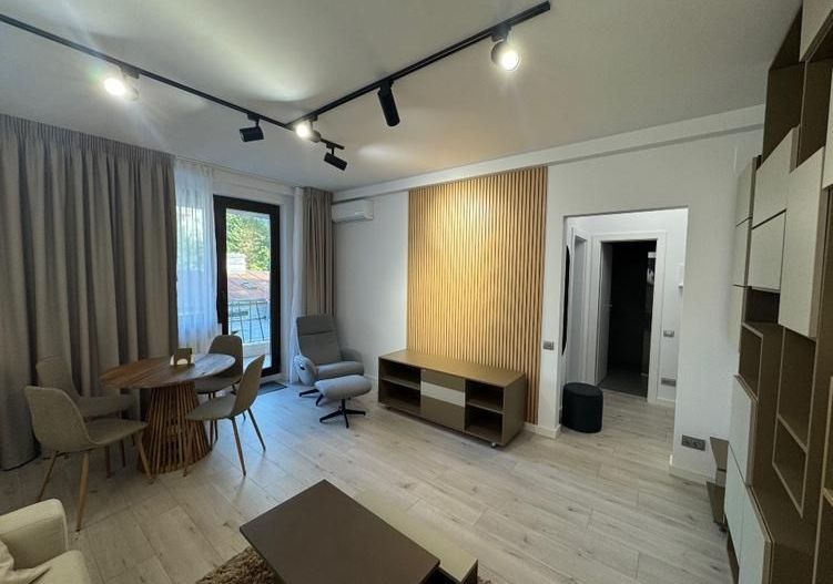 Apartament 2 camere complet mobilat/utilat zona Decebal/Alba Iulia - Poză 1