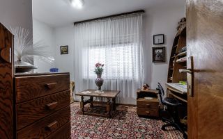 Casă din cărămidă cu 8 camere – zonă liniștită, LIPOVA - Poză 8