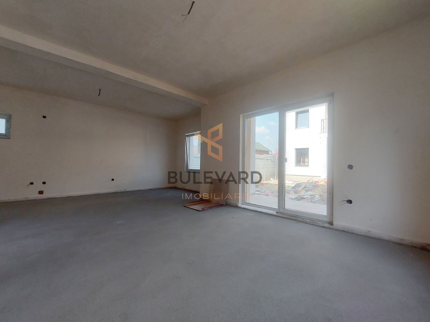 Casa de tip duplex, zona strazii Somesului! - Poză 1