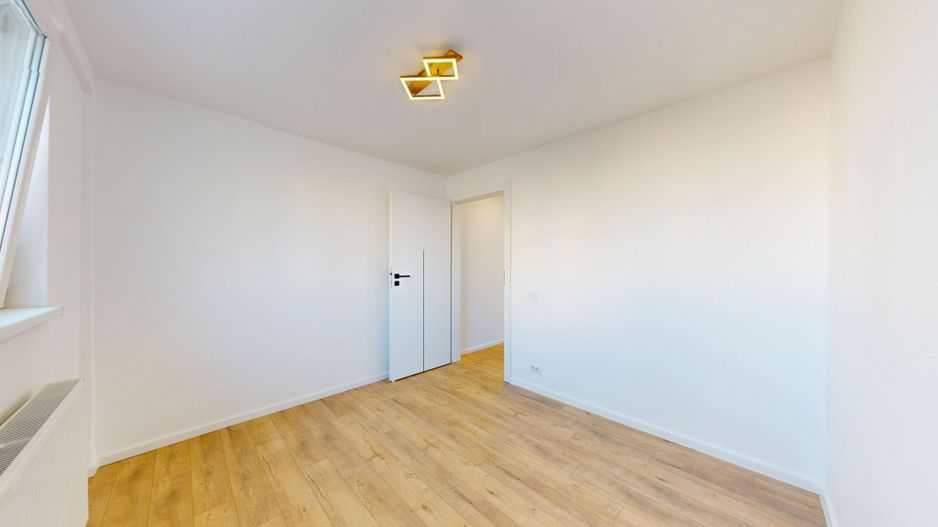 Apartament 2 camere renovat 5 Minute Metrou Constantin Brancusi - Poză 18