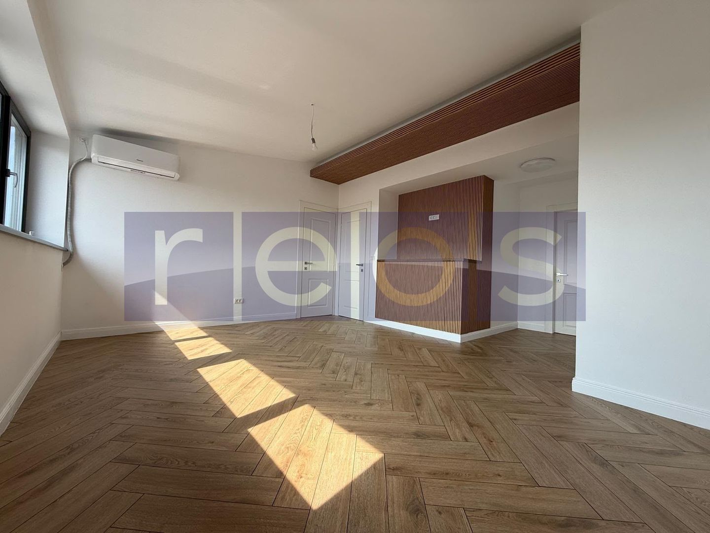 VANZARE APARTAMENT PREMIUM | 2CAMERE | BLOC BOUTIQUE | RENOVAT | 56MP - Poză 3