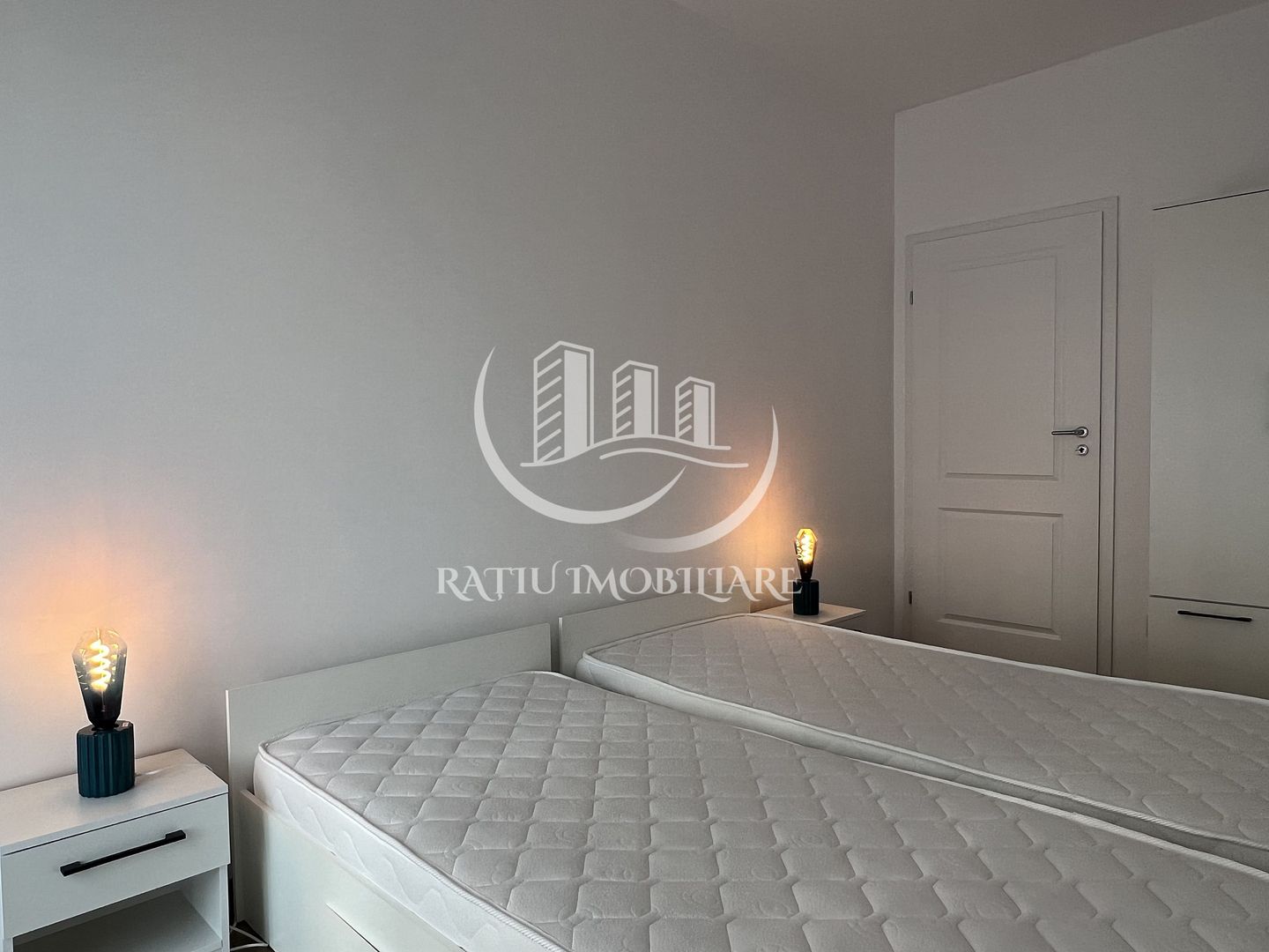 Apartament cu 3 camere | Terasa 70 mp | Luceafarul | Oradea - Poză 14