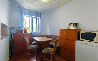 Apartament 3 camere, Cartierul Florilor, Boxă și parcare - Poză 10